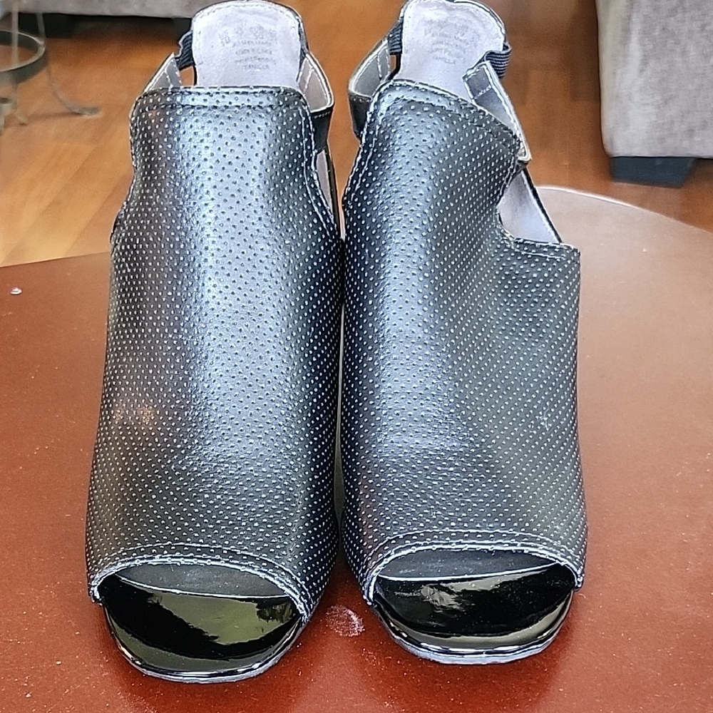 LifeStride Fanilla Black Wedge Sandals | Women’s Size 9 | Comfortable Slip-Ons